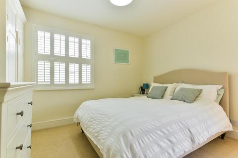 9 Albert Road, Epsom, KT17 4EQ