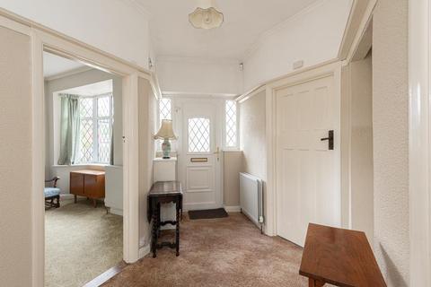 100 Meadow Walk, Epsom, KT19 0BA