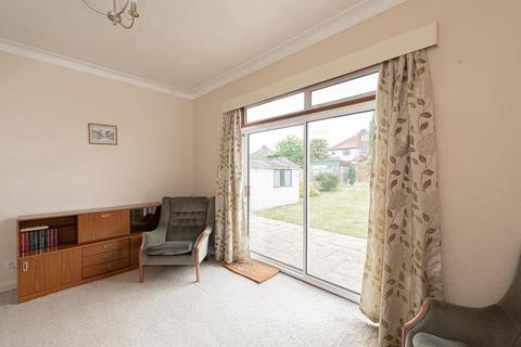 100 Meadow Walk, Epsom, KT19 0BA