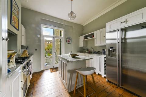 79 Gore Road, London, E9 7HN
