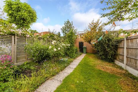 79 Gore Road, London, E9 7HN