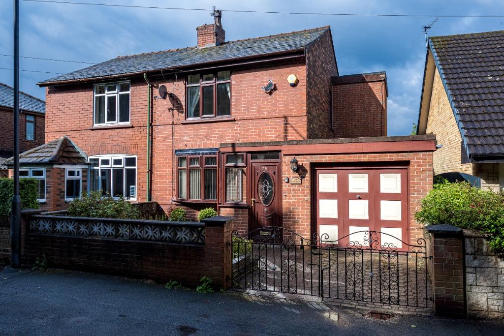 Chain Lane, St Helens, WA11 2 bed semidetached house for sale £155,000