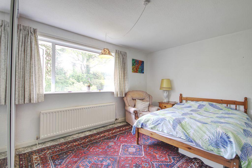 Bedroom 2 (Double)