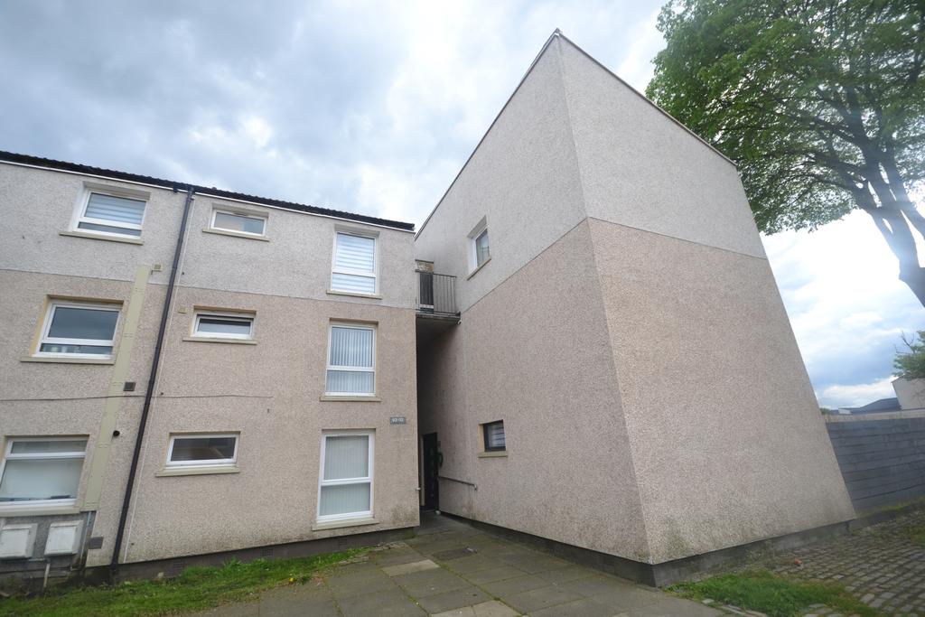 Oak Road, Cumbernauld G67 2 bed flat £57,500