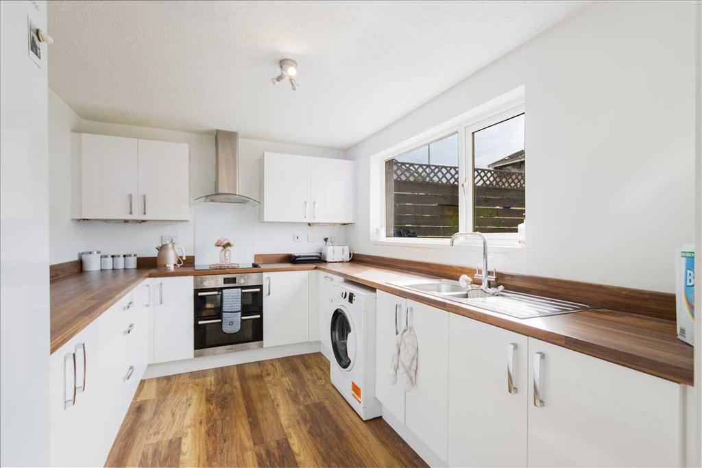 Ballochmyle, Calderwood, EAST KILBRIDE 3 bed terraced house £140,000