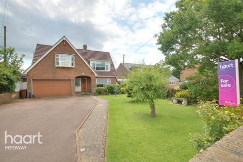 12 Christmas Lane, High Halstow, Rochester, ME3 8SN