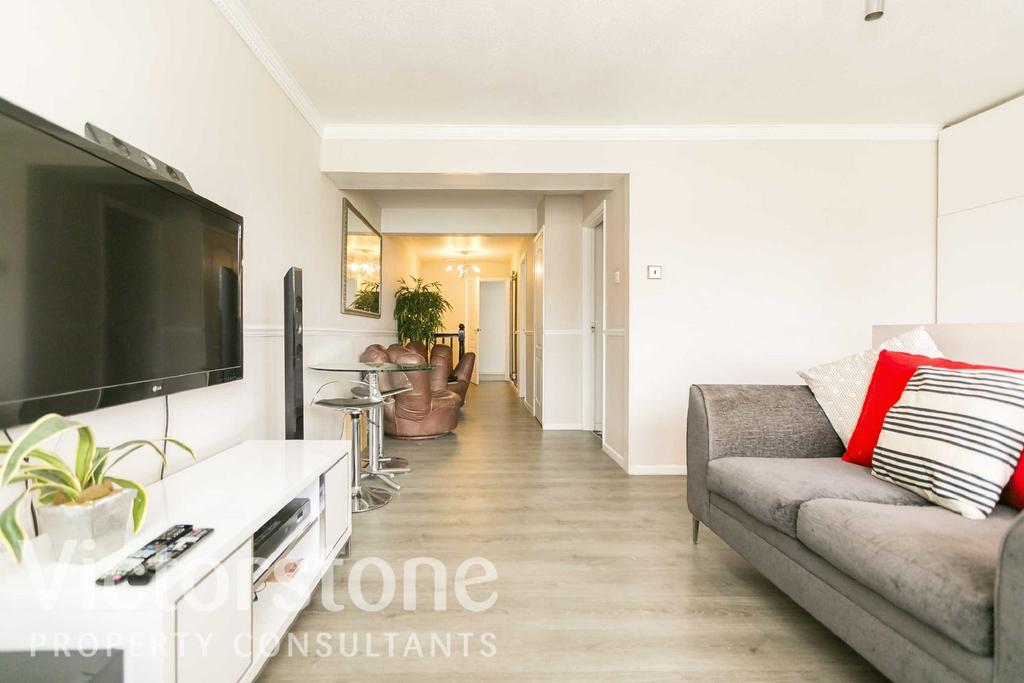Apartment in London - View 3