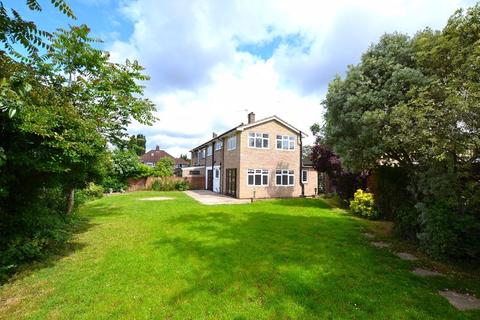 5 Downleys Close, London, SE9 3NA
