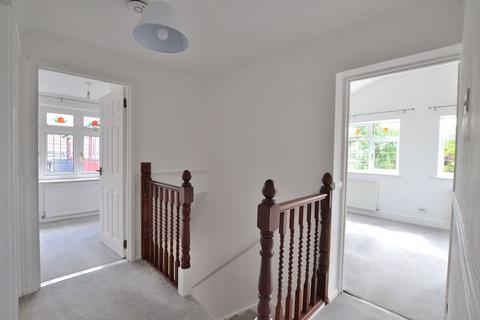5 Downleys Close, London, SE9 3NA