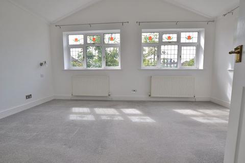 5 Downleys Close, London, SE9 3NA