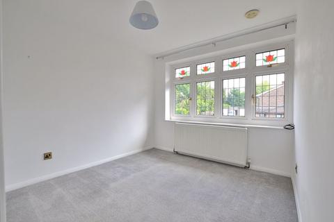 5 Downleys Close, London, SE9 3NA
