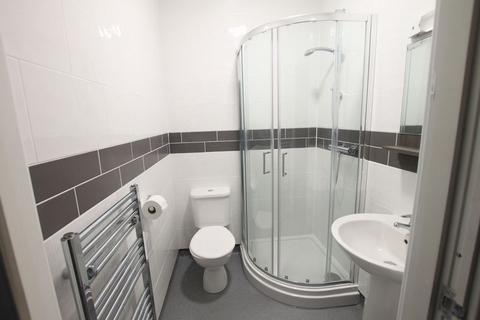 4 bedroom apartment to rent, Bangor, Gwynedd