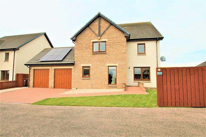 Emmock Woods Grove, Dundee 4 bed detached house £295,000