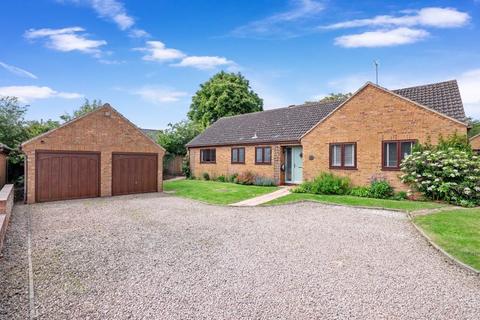 3 bedroom detached house for sale - Box Tree Close, Defford