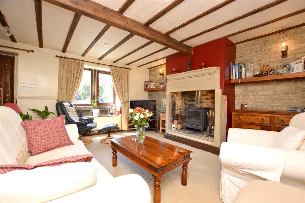 Smalewell Road, Pudsey, Leeds 2 bed terraced house £210,000