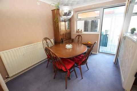 368 Beechings Way, Rainham, Gillingham, ME8 7BJ