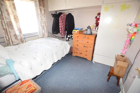 368 Beechings Way, Rainham, Gillingham, ME8 7BJ