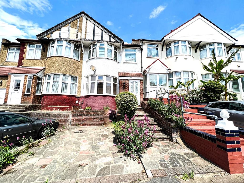 Cottesmore Avenue, Ilford 3 bed end of terrace house £500,000