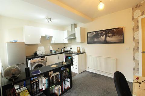 7 bedroom flat for sale - Off Gib Lane/Station Road, Skelmanthorpe, Huddersfield HD8 9AU