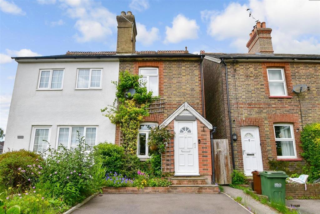Green Lane, Crowborough, East Sussex 3 bed semidetached house £350,000