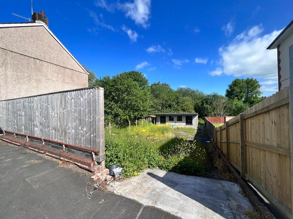 Peniel Green Road, Llansamlet, Swansea, City And County of Swansea. SA7