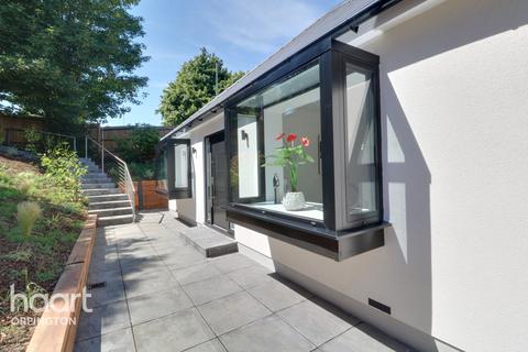 102a Poverest Road, Orpington, BR5 2DQ
