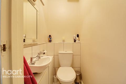 80 Bradshaws, Hatfield, AL10 9QP