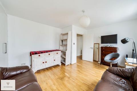 undefined, Wharfdale Road, Kings Cross, London, N1