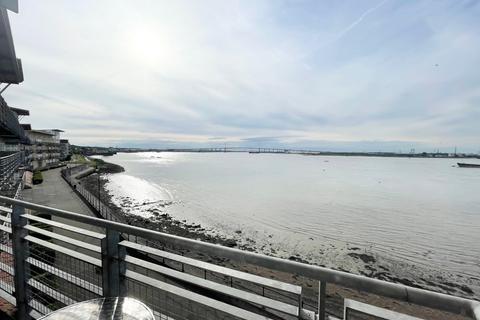 2 bedroom apartment to rent, Carmichael Avenue, Greenhithe DA9