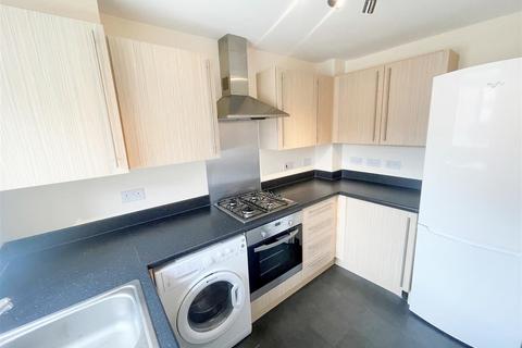 2 bedroom terraced house to rent, Meacham Meadow, Wolverton, Milton Keynes