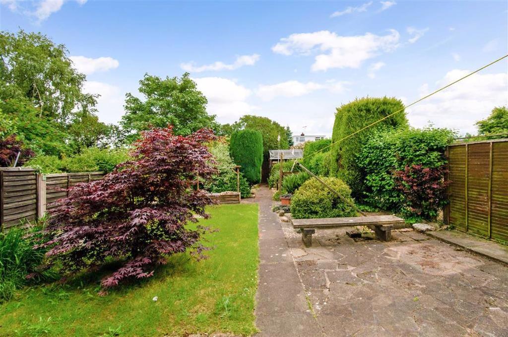 Canterbury Road, Kidderminster, DY11 2 bed terraced house £149,950