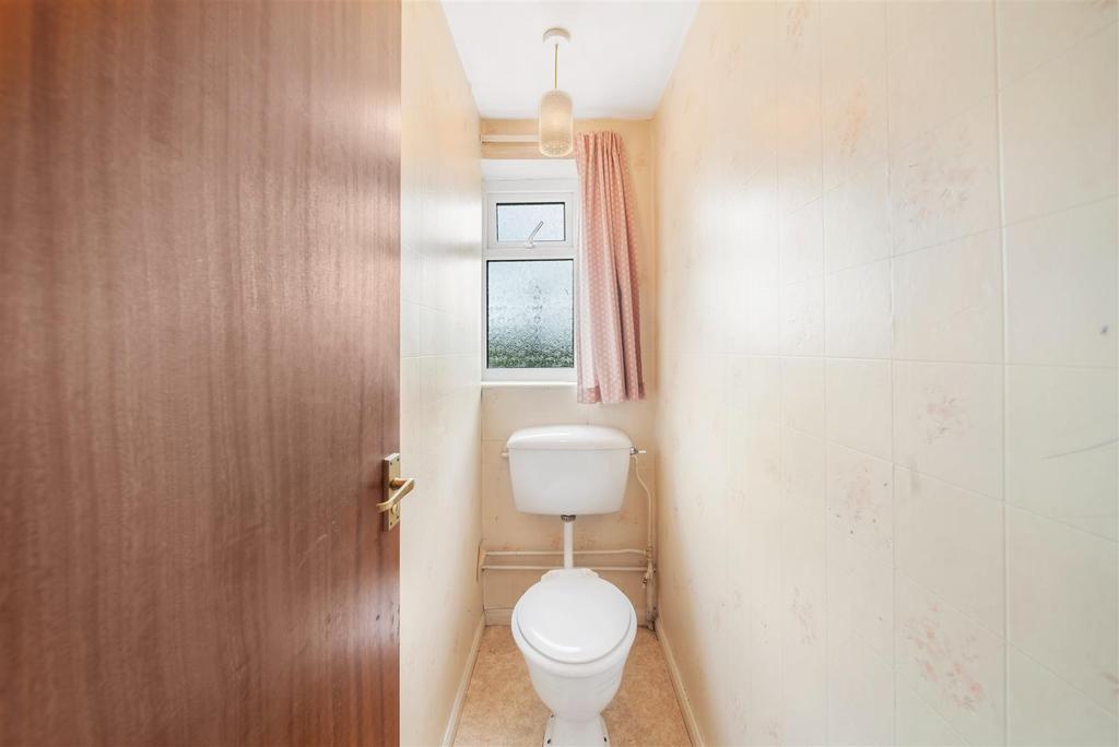 Guest cloakroom