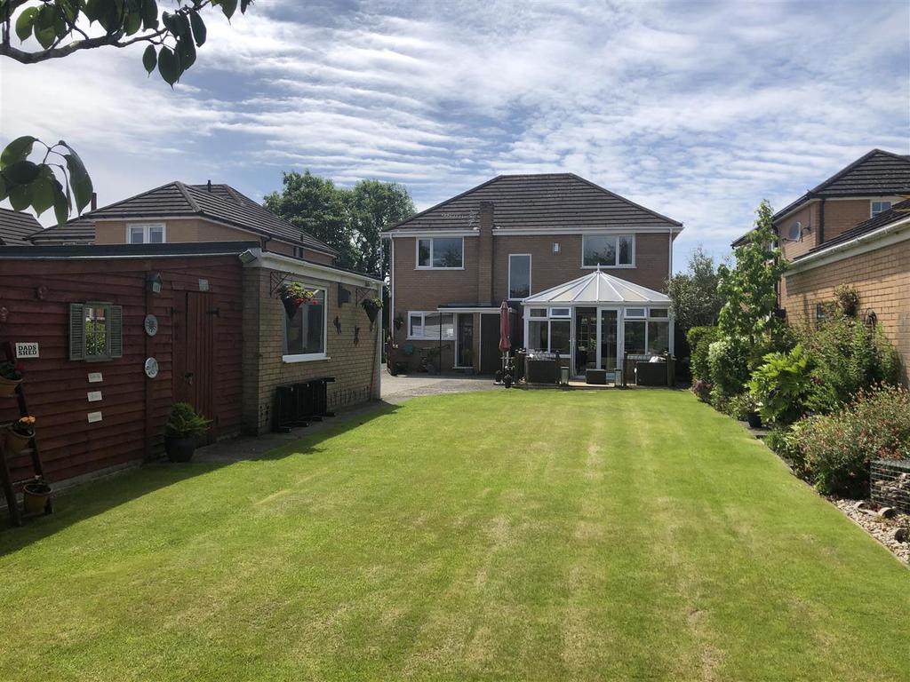 Coe Lane, Tarleton, Preston 4 bed property £450,000