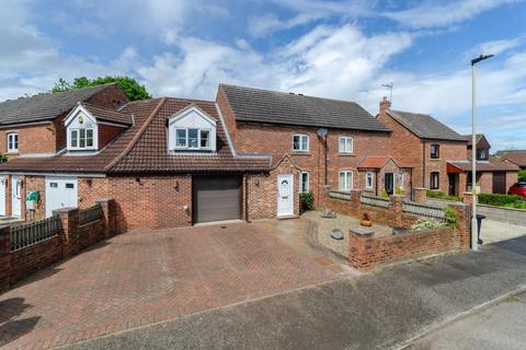 72 Druids Meadow, Boroughbridge, York, YO51 9NF