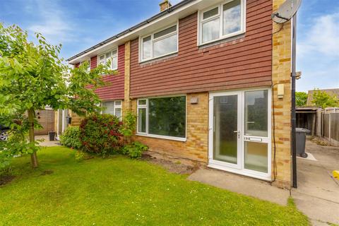 120 Darlton Drive, Arnold, Nottingham, NG5 7LW