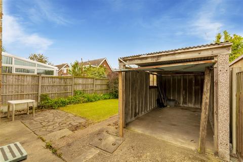 120 Darlton Drive, Arnold, Nottingham, NG5 7LW