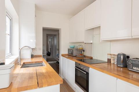 17 Adelphi Road, Epsom, KT17 1JB