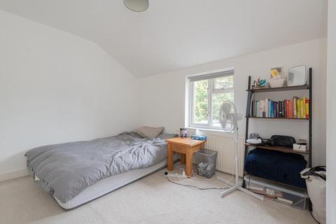 17 Adelphi Road, Epsom, KT17 1JB