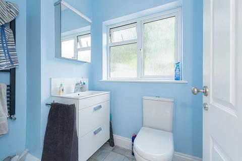 17 Adelphi Road, Epsom, KT17 1JB