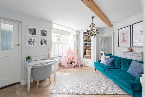 4 West Hill, Epsom, KT19 8HR