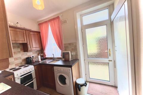 11 Netherend Road, Slaithwaite, Huddersfield, HD7 5EA
