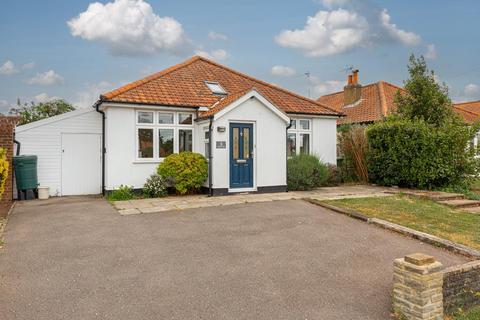 3 West Gardens, Epsom, KT17 1NQ