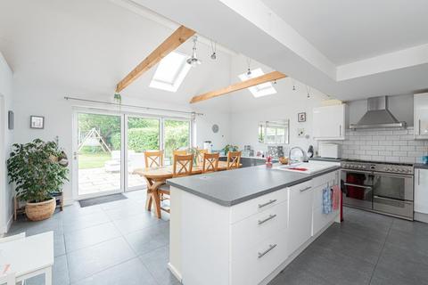 3 West Gardens, Epsom, KT17 1NQ