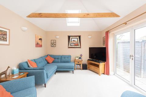 3 West Gardens, Epsom, KT17 1NQ