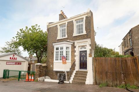 21 Bellevue Avenue, Ramsgate, CT11 8HY
