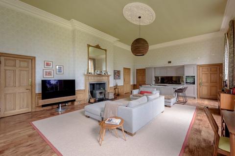 3 bedroom ground floor maisonette for sale - Flat B, The Old Mansion House, Newbyth, East Lothian, EH40 3DU
