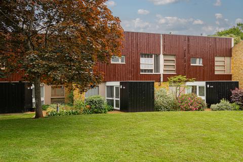 22 Westfield, Ashtead, KT21 1RH