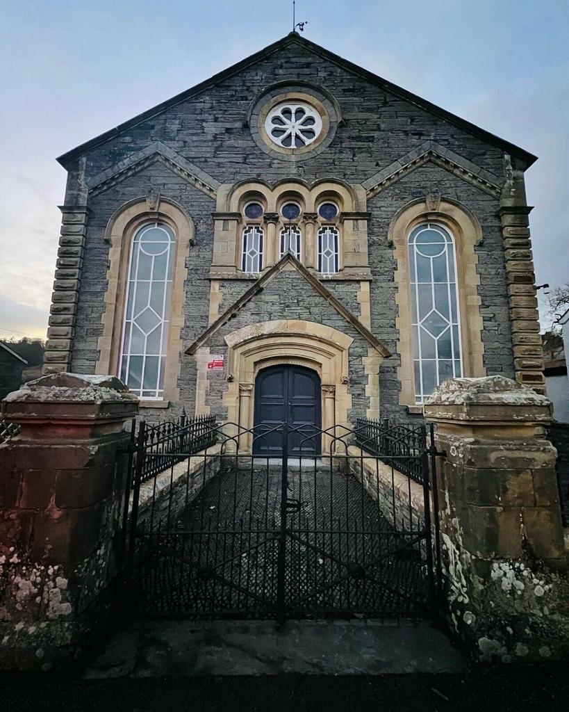Chapel, Llandderfel, Bala, Gwynedd... Land £115,000