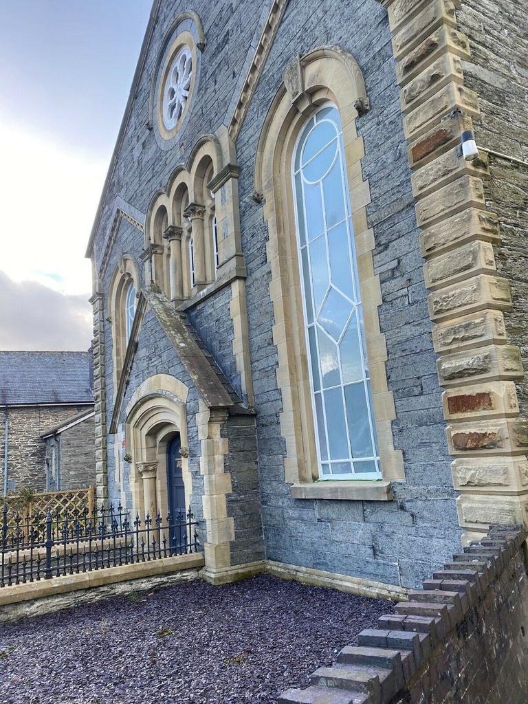 Chapel, Llandderfel, Bala, Gwynedd... Land £115,000