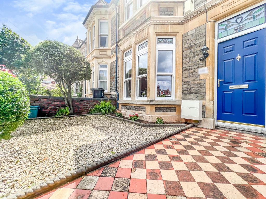 Hampstead Road, Brislington, Bristol, BS4 3HN 4 bed terraced house £